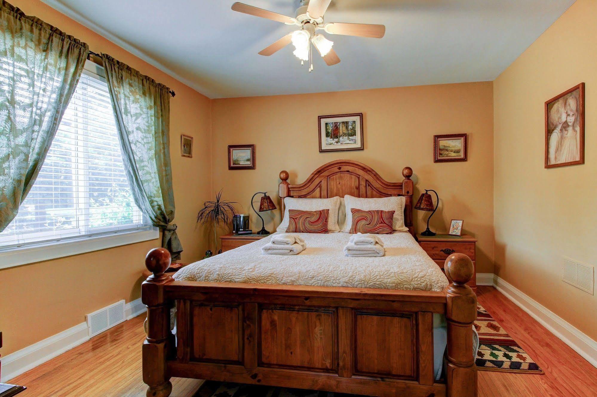 Williams Gate Bed & Breakfast Private Suites Niagara-on-the-Lake Exterior foto